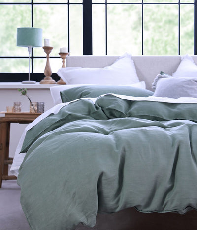 Laundered Linen Duvet Set + 2 Pillowcovers